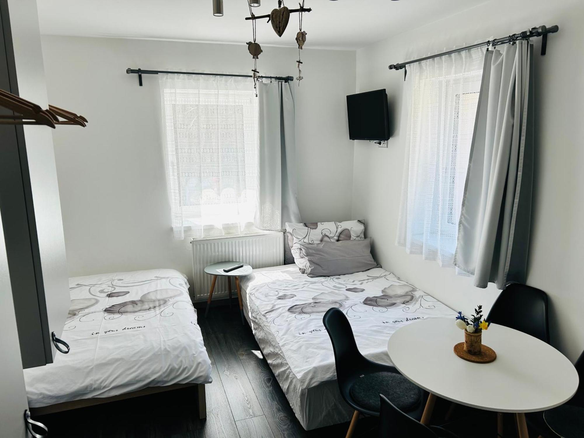 Apartmany U Kuzelky Loket Buitenkant foto